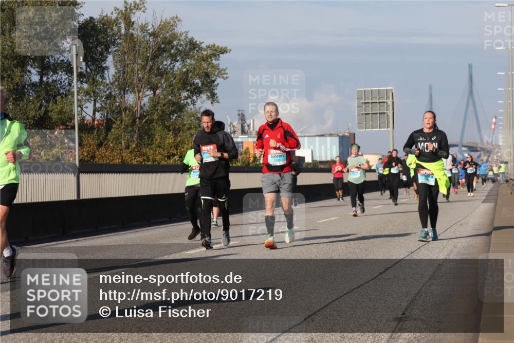 03.10.2025 - Köhlbrandbrückenlauf Luisa Fischer http://msf.ph/oto/9017219 03.10.2025 11:03:29 Position 3  meine-sportfotos.de