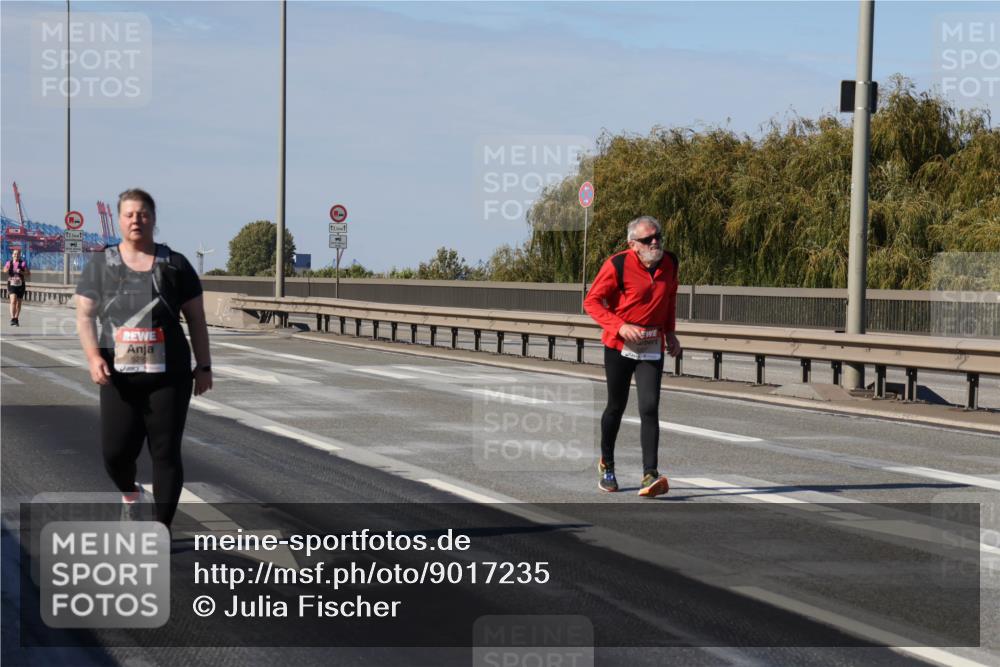 03.10.2025 - Köhlbrandbrückenlauf Julia Fischer http://msf.ph/oto/9017235 03.10.2025 13:24:11 Position 3 12, 5 meine-sportfotos.de