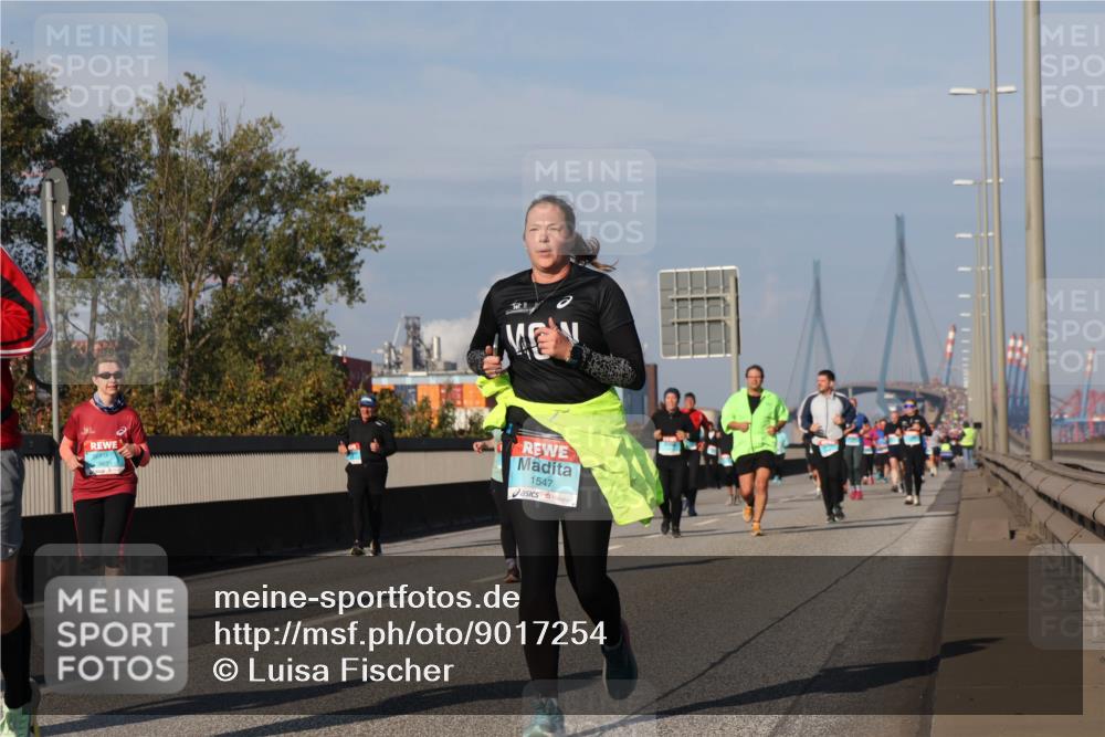 03.10.2025 - Köhlbrandbrückenlauf Luisa Fischer http://msf.ph/oto/9017254 03.10.2025 11:03:33 Position 3 1547 meine-sportfotos.de