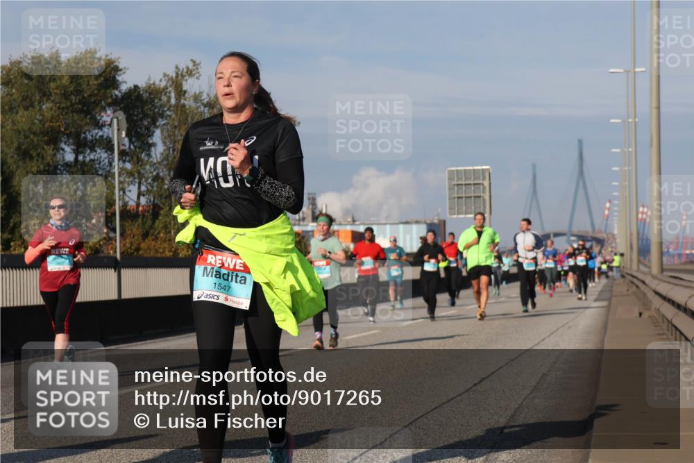 03.10.2025 - Köhlbrandbrückenlauf Luisa Fischer http://msf.ph/oto/9017265 03.10.2025 11:03:34 Position 3 1547 meine-sportfotos.de