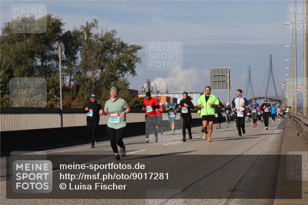 03.10.2025 - Köhlbrandbrückenlauf Luisa Fischer http://msf.ph/oto/9017281 03.10.2025 11:03:36 Position 3  meine-sportfotos.de