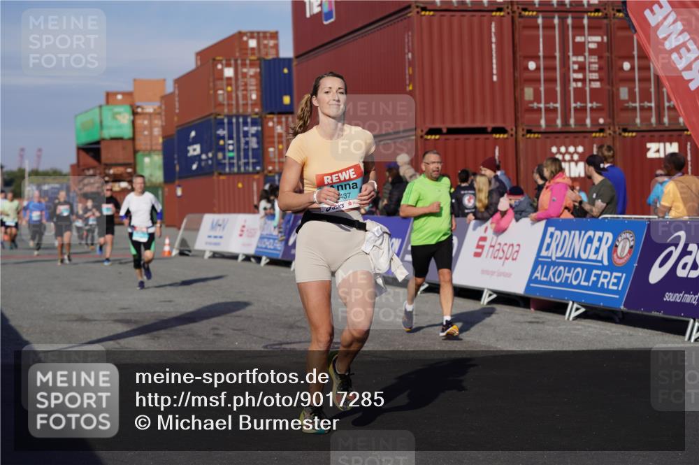 03.10.2025 - Köhlbrandbrückenlauf Michael Burmester http://msf.ph/oto/9017285 03.10.2025 10:16:39 Ziel 1303, 1304, 1437, 1708, 2113, 2247, 2349, 2404, 3194, 3747 meine-sportfotos.de