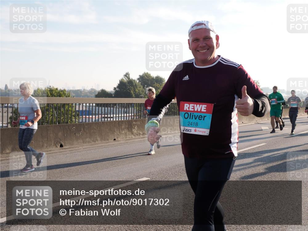 03.10.2025 - Köhlbrandbrückenlauf Fabian Wolf http://msf.ph/oto/9017302 03.10.2025 09:26:39 Position 3 2418 meine-sportfotos.de