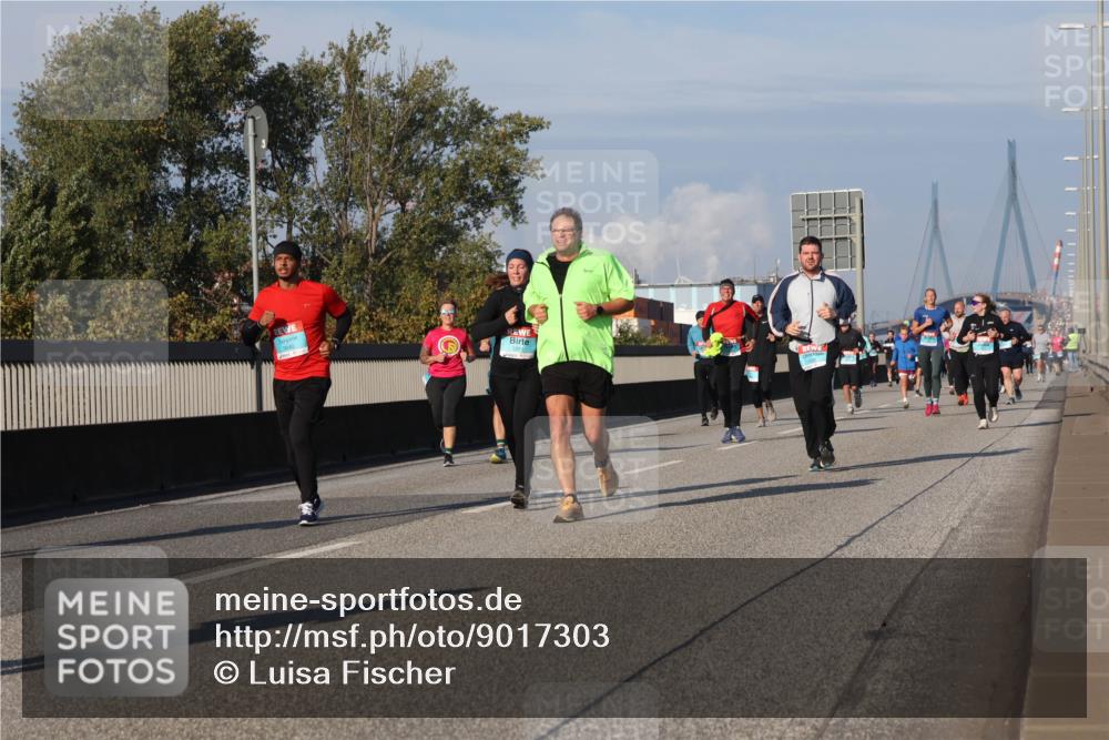 03.10.2025 - Köhlbrandbrückenlauf Luisa Fischer http://msf.ph/oto/9017303 03.10.2025 11:03:39 Position 3  meine-sportfotos.de