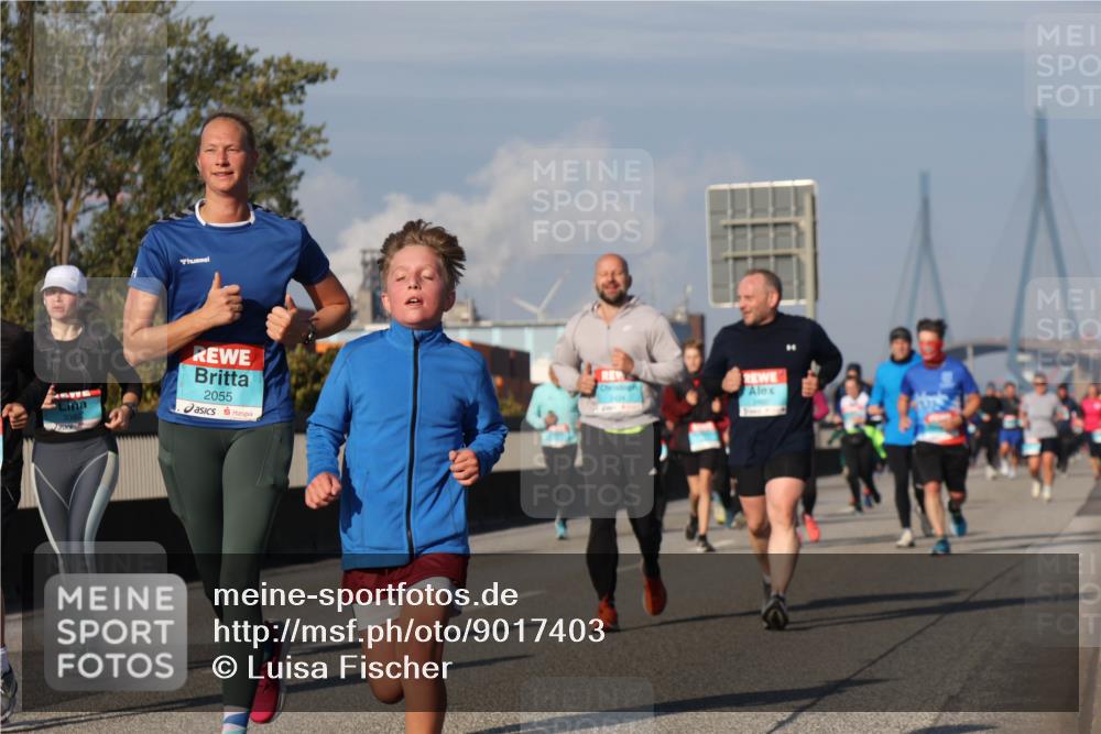 03.10.2025 - Köhlbrandbrückenlauf Luisa Fischer http://msf.ph/oto/9017403 03.10.2025 11:03:51 Position 3 2055 meine-sportfotos.de