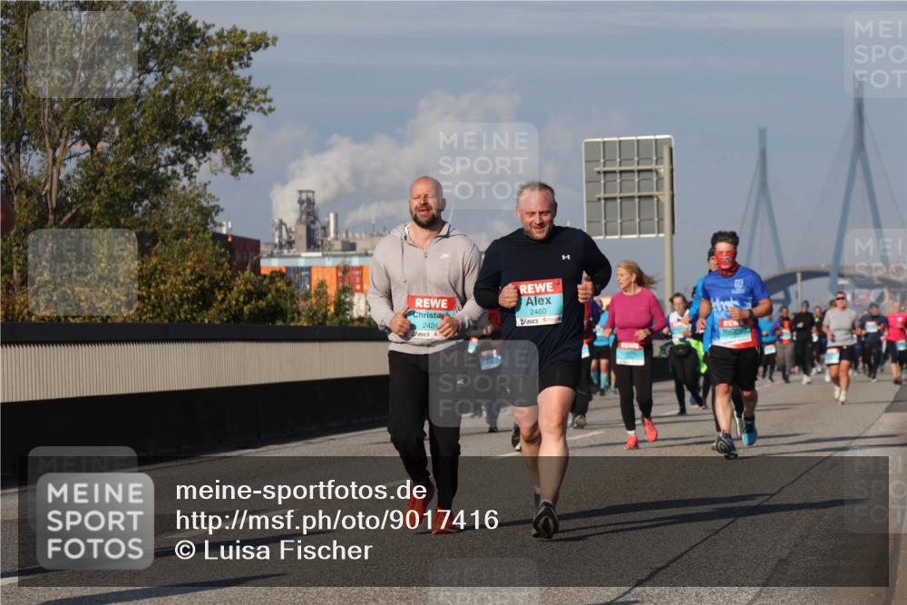 03.10.2025 - Köhlbrandbrückenlauf Luisa Fischer http://msf.ph/oto/9017416 03.10.2025 11:03:52 Position 3 2460, 2424 meine-sportfotos.de