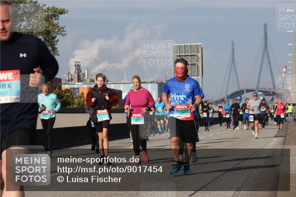 03.10.2025 - Köhlbrandbrückenlauf Luisa Fischer http://msf.ph/oto/9017454 03.10.2025 11:03:56 Position 3 160, 15, 3783, 2675, 3635 meine-sportfotos.de