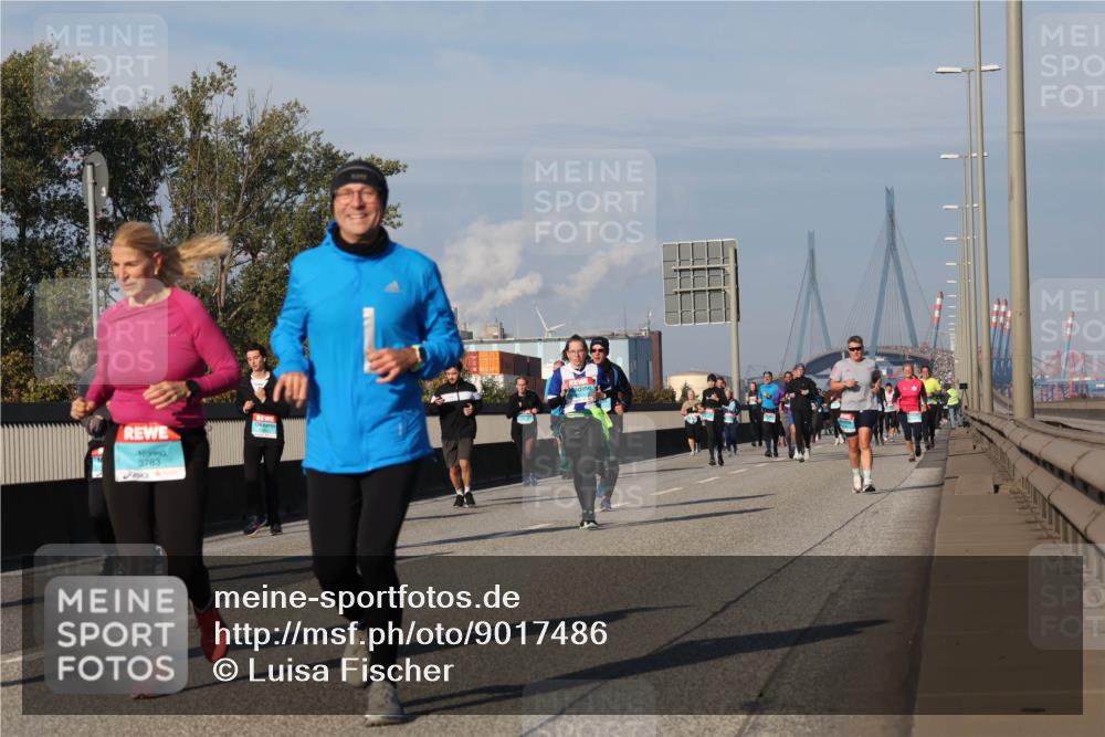03.10.2025 - Köhlbrandbrückenlauf Luisa Fischer http://msf.ph/oto/9017486 03.10.2025 11:04:00 Position 3 3783 meine-sportfotos.de