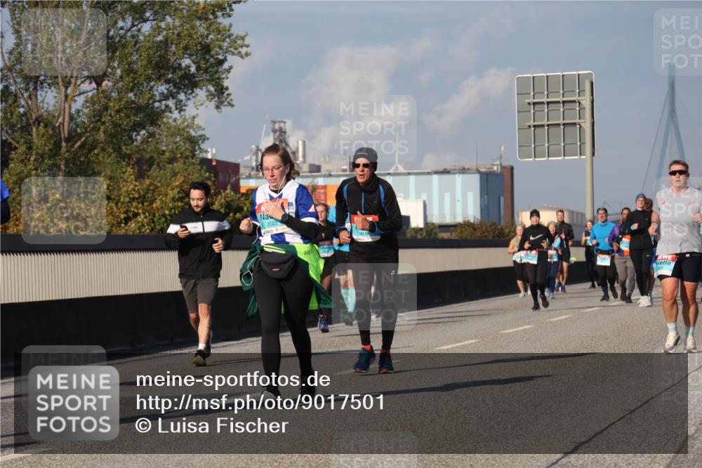 03.10.2025 - Köhlbrandbrückenlauf Luisa Fischer http://msf.ph/oto/9017501 03.10.2025 11:04:03 Position 3 2023 meine-sportfotos.de