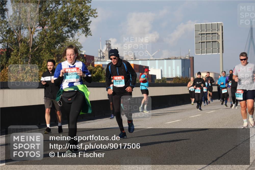 03.10.2025 - Köhlbrandbrückenlauf Luisa Fischer http://msf.ph/oto/9017506 03.10.2025 11:04:04 Position 3 2023, 3116, 1846 meine-sportfotos.de