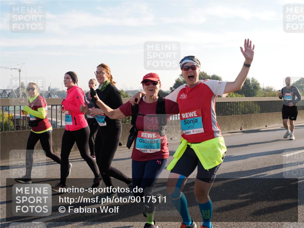 03.10.2025 - Köhlbrandbrückenlauf Fabian Wolf http://msf.ph/oto/9017511 03.10.2025 09:26:50 Position 3 4000, 3413, 3412 meine-sportfotos.de