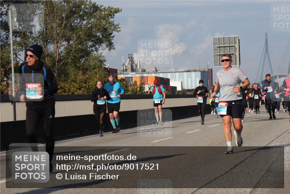 03.10.2025 - Köhlbrandbrückenlauf Luisa Fischer http://msf.ph/oto/9017521 03.10.2025 11:04:06 Position 3  meine-sportfotos.de