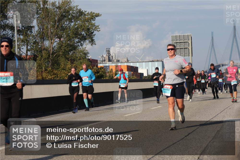 03.10.2025 - Köhlbrandbrückenlauf Luisa Fischer http://msf.ph/oto/9017525 03.10.2025 11:04:07 Position 3 1, 16 meine-sportfotos.de