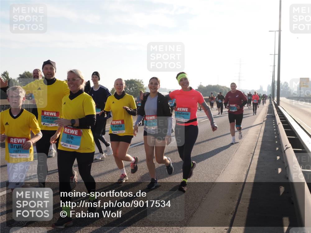 03.10.2025 - Köhlbrandbrückenlauf Fabian Wolf http://msf.ph/oto/9017534 03.10.2025 09:26:51 Position 3 2871, 2872, 2874, 2875, 2297, 2299 meine-sportfotos.de