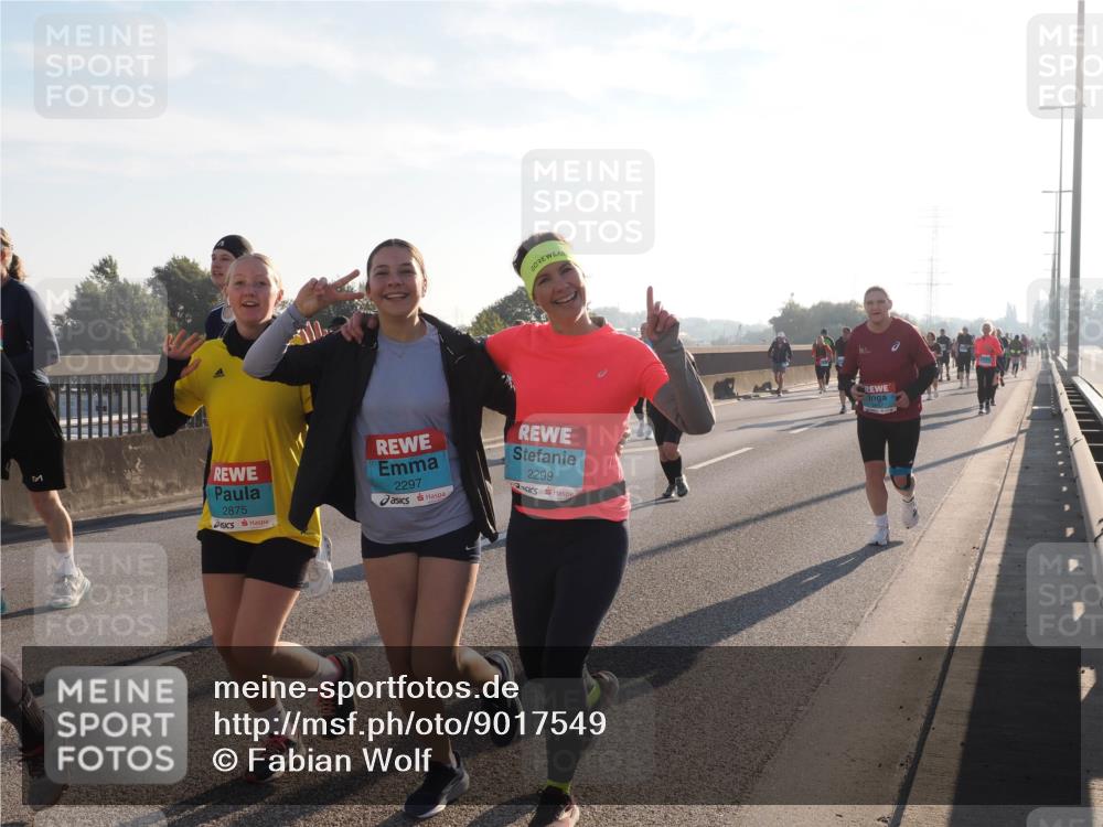 03.10.2025 - Köhlbrandbrückenlauf Fabian Wolf http://msf.ph/oto/9017549 03.10.2025 09:26:52 Position 3 2875, 2297, 2299 meine-sportfotos.de