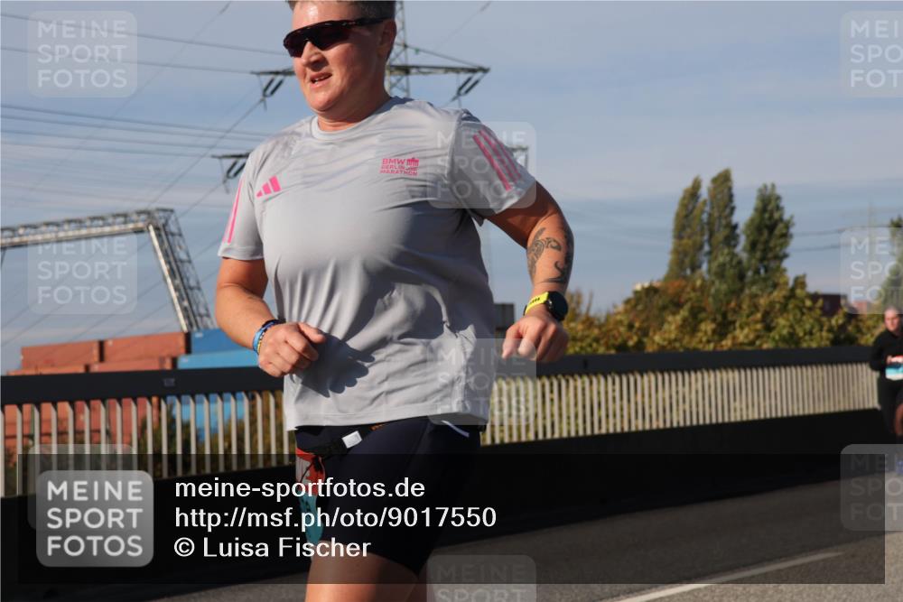 03.10.2025 - Köhlbrandbrückenlauf Luisa Fischer http://msf.ph/oto/9017550 03.10.2025 11:04:12 Position 3  meine-sportfotos.de