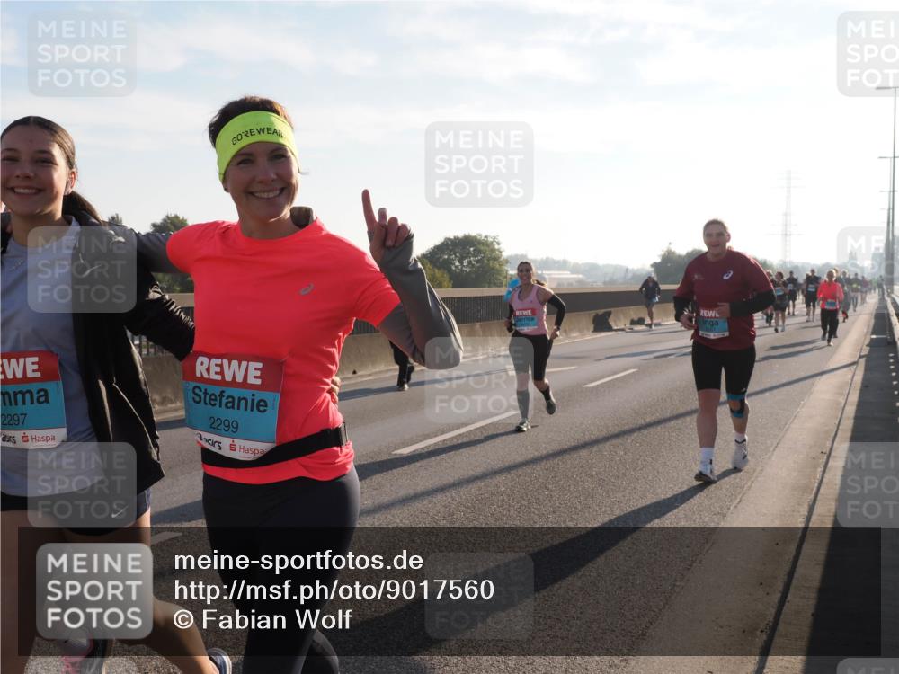 03.10.2025 - Köhlbrandbrückenlauf Fabian Wolf http://msf.ph/oto/9017560 03.10.2025 09:26:53 Position 3 2297, 2299 meine-sportfotos.de