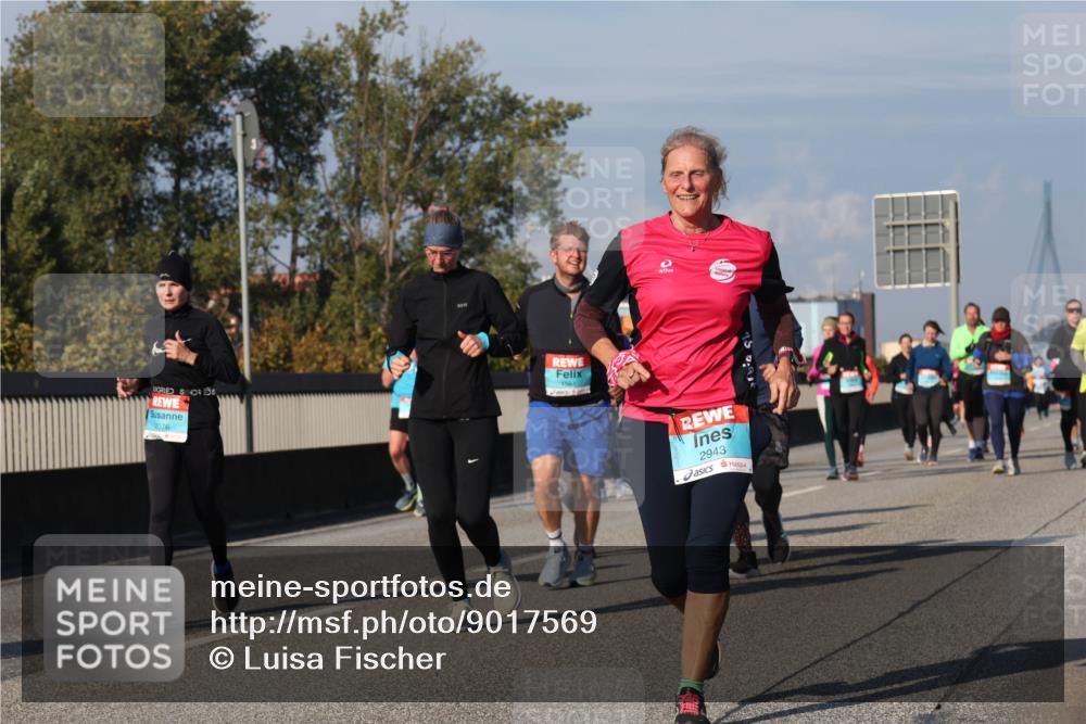 03.10.2025 - Köhlbrandbrückenlauf Luisa Fischer http://msf.ph/oto/9017569 03.10.2025 11:04:16 Position 3 2076, 1561, 2943 meine-sportfotos.de