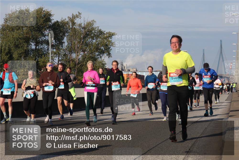 03.10.2025 - Köhlbrandbrückenlauf Luisa Fischer http://msf.ph/oto/9017583 03.10.2025 11:04:22 Position 3 2415, 1663 meine-sportfotos.de