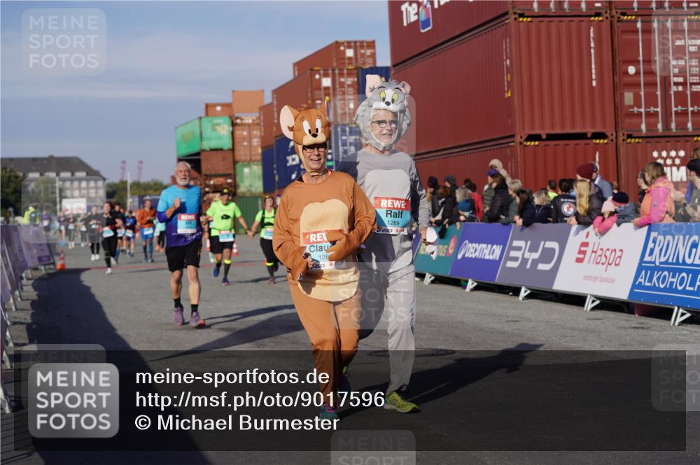 03.10.2025 - Köhlbrandbrückenlauf Michael Burmester http://msf.ph/oto/9017596 03.10.2025 10:17:00 Ziel 1288, 1289, 1548, 1549, 1807, 1809, 1956, 2038, 2089, 2965, 3125 meine-sportfotos.de
