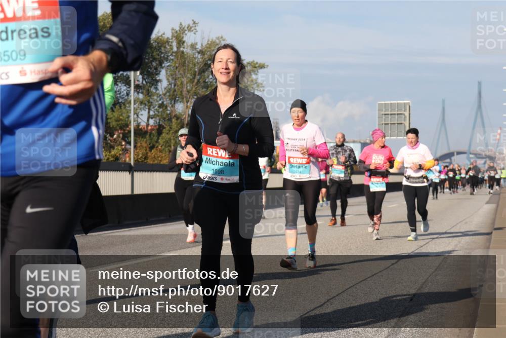 03.10.2025 - Köhlbrandbrückenlauf Luisa Fischer http://msf.ph/oto/9017627 03.10.2025 11:04:29 Position 3 8509, 1698, 2024, 3574 meine-sportfotos.de