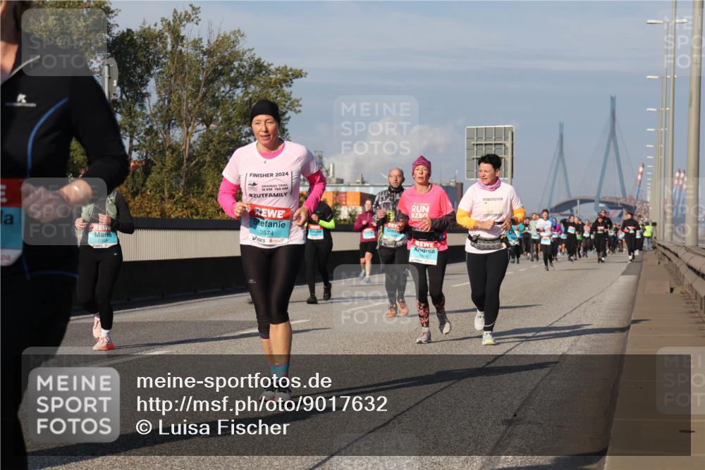 03.10.2025 - Köhlbrandbrückenlauf Luisa Fischer http://msf.ph/oto/9017632 03.10.2025 11:04:30 Position 3 2024, 16, 760, 3574, 1804 meine-sportfotos.de
