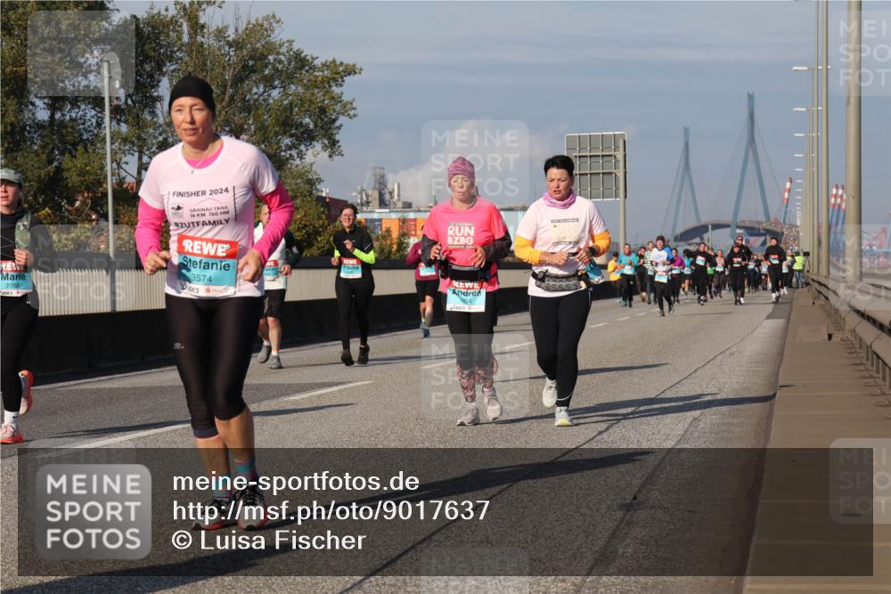 03.10.2025 - Köhlbrandbrückenlauf Luisa Fischer http://msf.ph/oto/9017637 03.10.2025 11:04:31 Position 3 2068, 2024, 16, 760, 3574, 1804 meine-sportfotos.de