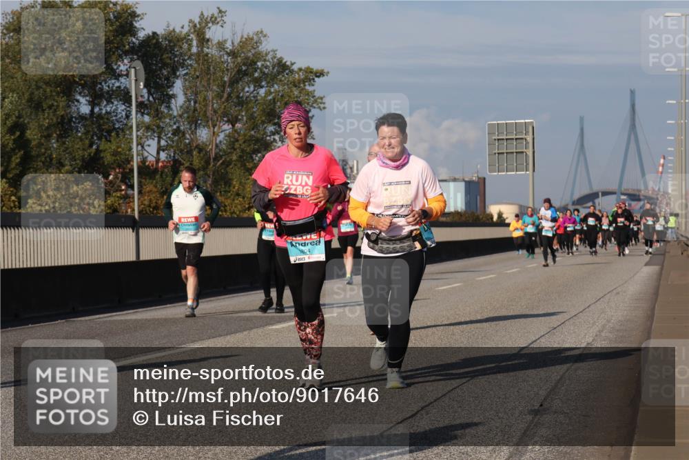 03.10.2025 - Köhlbrandbrückenlauf Luisa Fischer http://msf.ph/oto/9017646 03.10.2025 11:04:32 Position 3 1804 meine-sportfotos.de