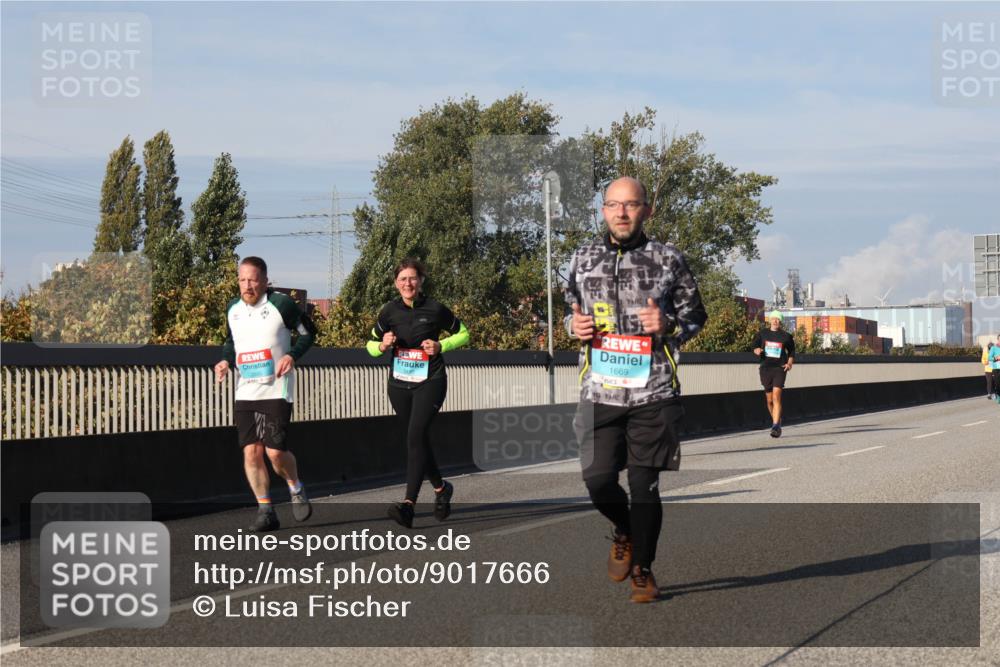 03.10.2025 - Köhlbrandbrückenlauf Luisa Fischer http://msf.ph/oto/9017666 03.10.2025 11:04:35 Position 3 1669 meine-sportfotos.de