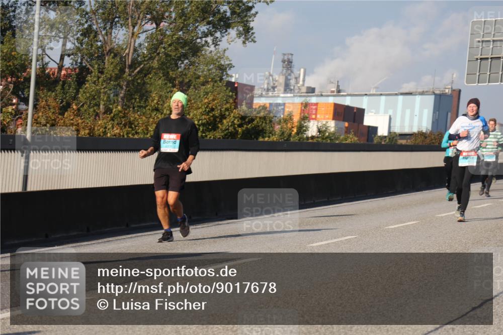 03.10.2025 - Köhlbrandbrückenlauf Luisa Fischer http://msf.ph/oto/9017678 03.10.2025 11:04:37 Position 3  meine-sportfotos.de