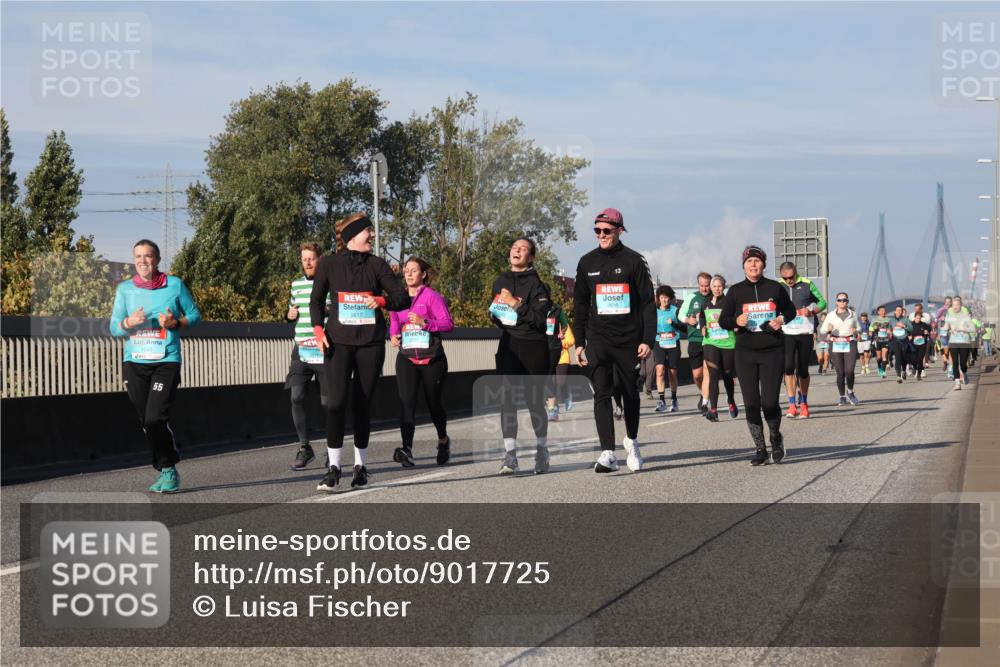 03.10.2025 - Köhlbrandbrückenlauf Luisa Fischer http://msf.ph/oto/9017725 03.10.2025 11:04:51 Position 3 55, 2617 meine-sportfotos.de