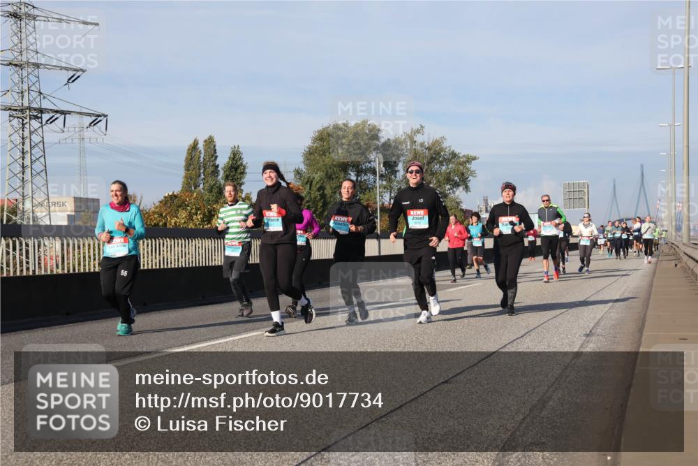 03.10.2025 - Köhlbrandbrückenlauf Luisa Fischer http://msf.ph/oto/9017734 03.10.2025 11:04:53 Position 3 55 meine-sportfotos.de