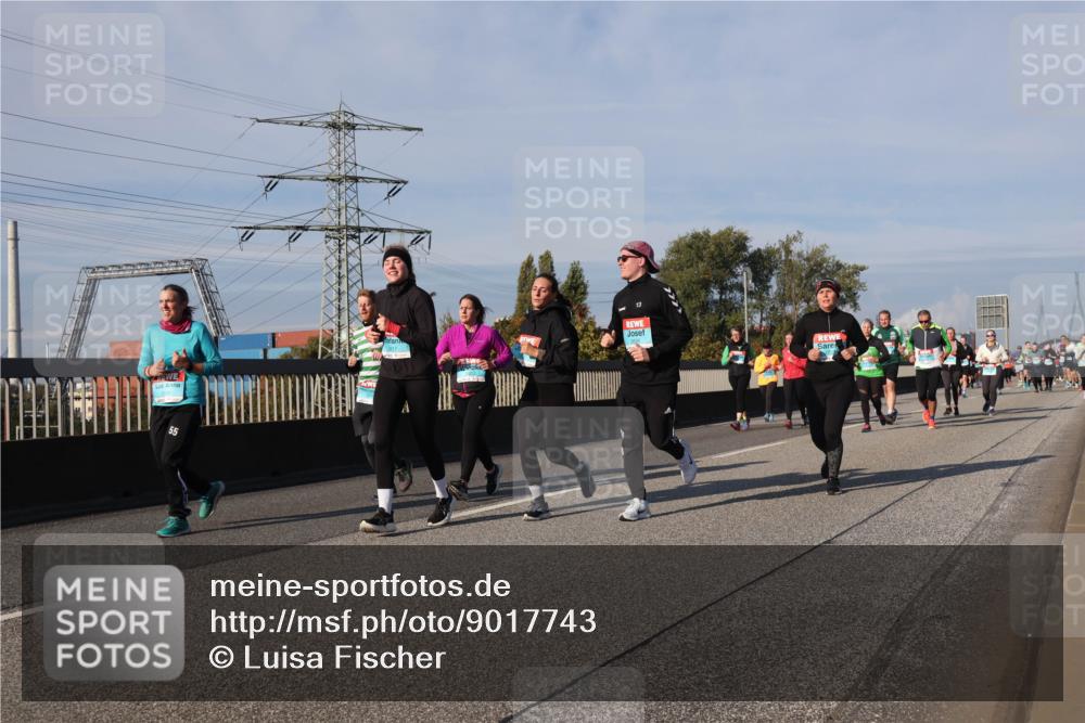 03.10.2025 - Köhlbrandbrückenlauf Luisa Fischer http://msf.ph/oto/9017743 03.10.2025 11:04:54 Position 3 55 meine-sportfotos.de