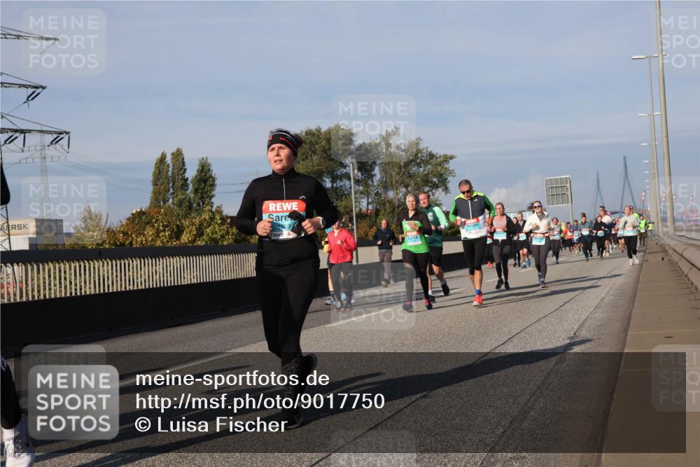 03.10.2025 - Köhlbrandbrückenlauf Luisa Fischer http://msf.ph/oto/9017750 03.10.2025 11:04:55 Position 3 1723 meine-sportfotos.de
