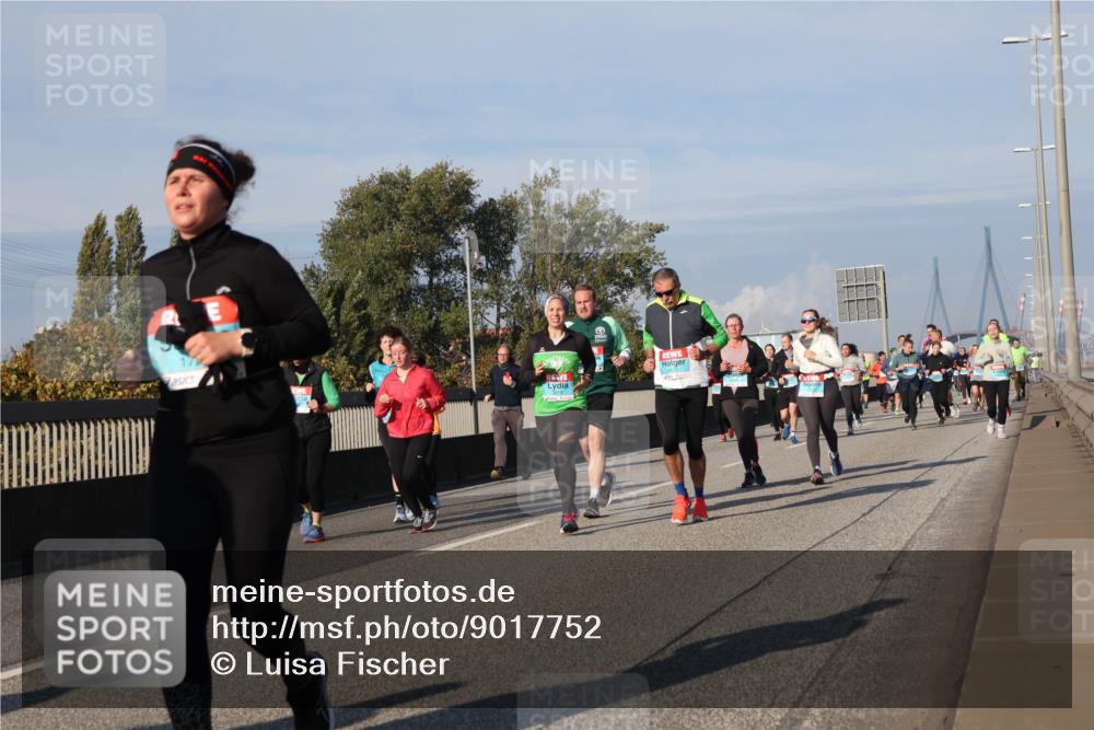 03.10.2025 - Köhlbrandbrückenlauf Luisa Fischer http://msf.ph/oto/9017752 03.10.2025 11:04:56 Position 3  meine-sportfotos.de