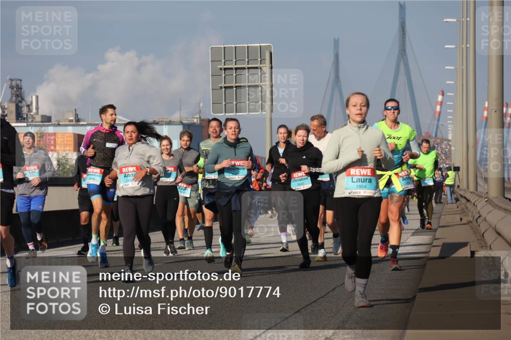 03.10.2025 - Köhlbrandbrückenlauf Luisa Fischer http://msf.ph/oto/9017774 03.10.2025 11:04:59 Position 3 2969, 2456, 2622, 1954, 1452 meine-sportfotos.de