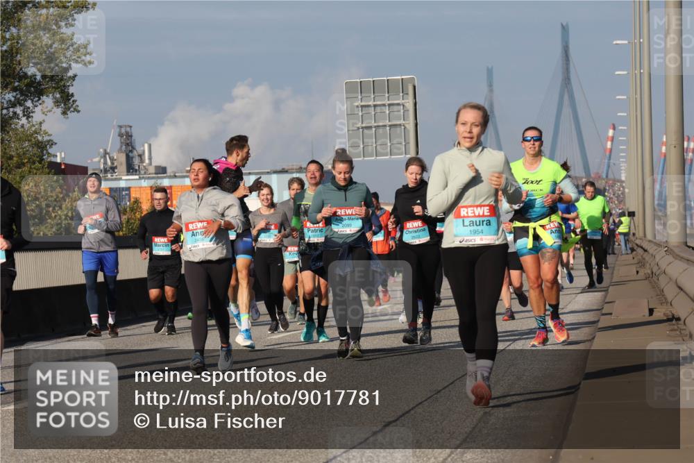 03.10.2025 - Köhlbrandbrückenlauf Luisa Fischer http://msf.ph/oto/9017781 03.10.2025 11:05:01 Position 3 2456, 2512, 2099, 2622, 1954 meine-sportfotos.de