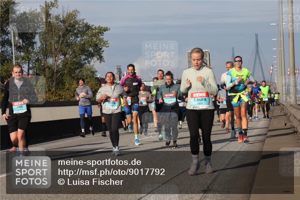 03.10.2025 - Köhlbrandbrückenlauf Luisa Fischer http://msf.ph/oto/9017792 03.10.2025 11:05:02 Position 3 2016, 2456, 1711, 2099, 1954 meine-sportfotos.de