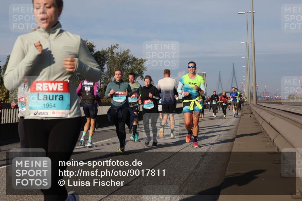 03.10.2025 - Köhlbrandbrückenlauf Luisa Fischer http://msf.ph/oto/9017811 03.10.2025 11:05:06 Position 3 1954, 2099 meine-sportfotos.de