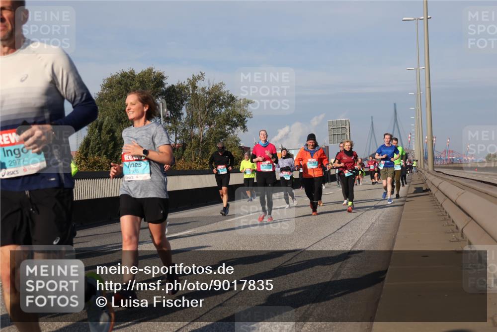 03.10.2025 - Köhlbrandbrückenlauf Luisa Fischer http://msf.ph/oto/9017835 03.10.2025 11:05:10 Position 3 2977, 2978 meine-sportfotos.de