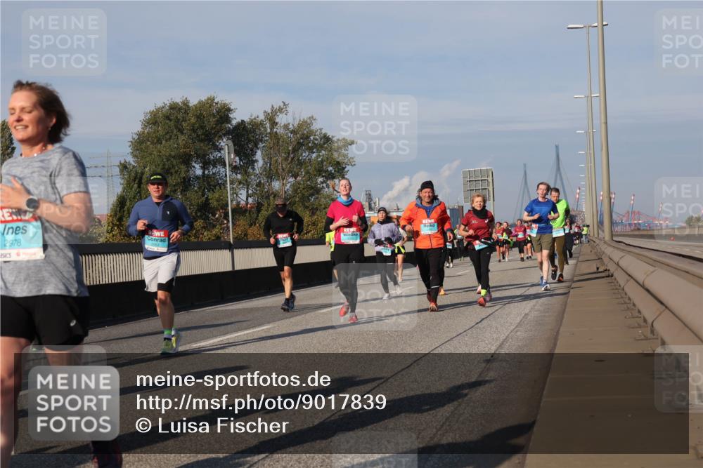 03.10.2025 - Köhlbrandbrückenlauf Luisa Fischer http://msf.ph/oto/9017839 03.10.2025 11:05:10 Position 3 2978 meine-sportfotos.de