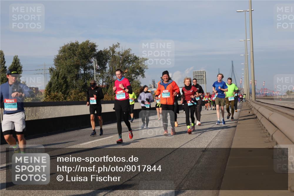 03.10.2025 - Köhlbrandbrückenlauf Luisa Fischer http://msf.ph/oto/9017844 03.10.2025 11:05:11 Position 3 2053 meine-sportfotos.de