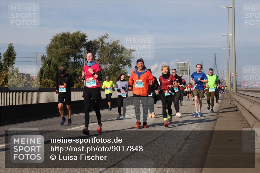 03.10.2025 - Köhlbrandbrückenlauf Luisa Fischer http://msf.ph/oto/9017848 03.10.2025 11:05:12 Position 3 2255, 2350 meine-sportfotos.de