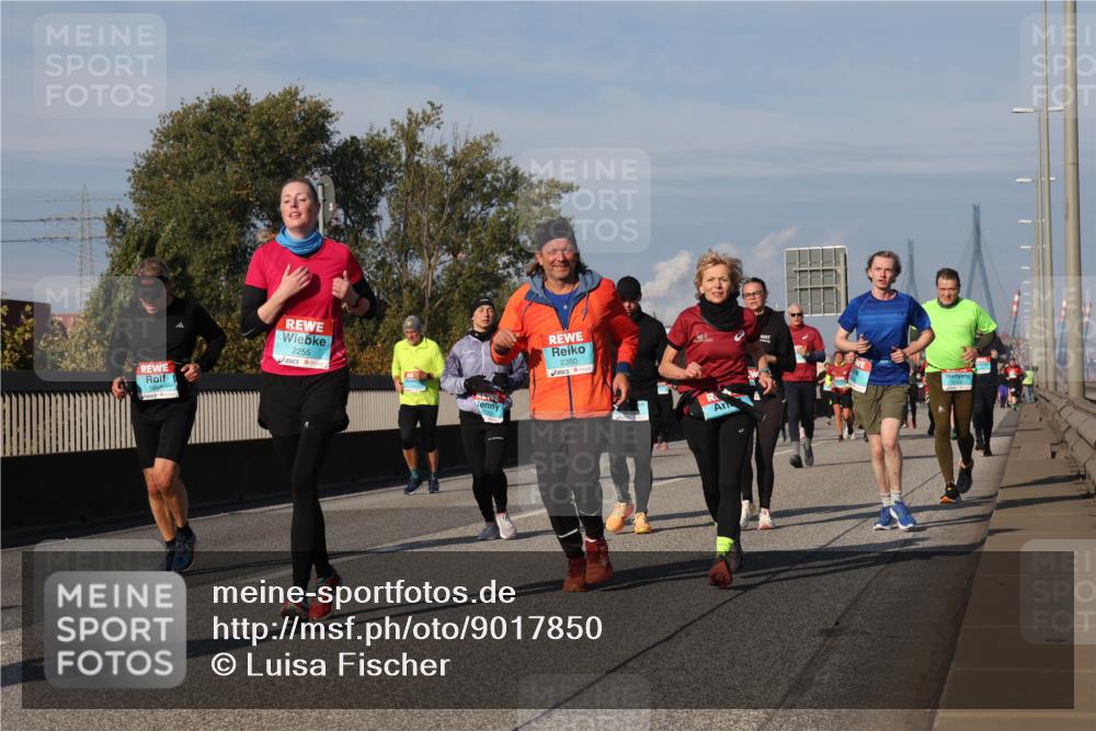 03.10.2025 - Köhlbrandbrückenlauf Luisa Fischer http://msf.ph/oto/9017850 03.10.2025 11:05:12 Position 3 2255, 2350 meine-sportfotos.de