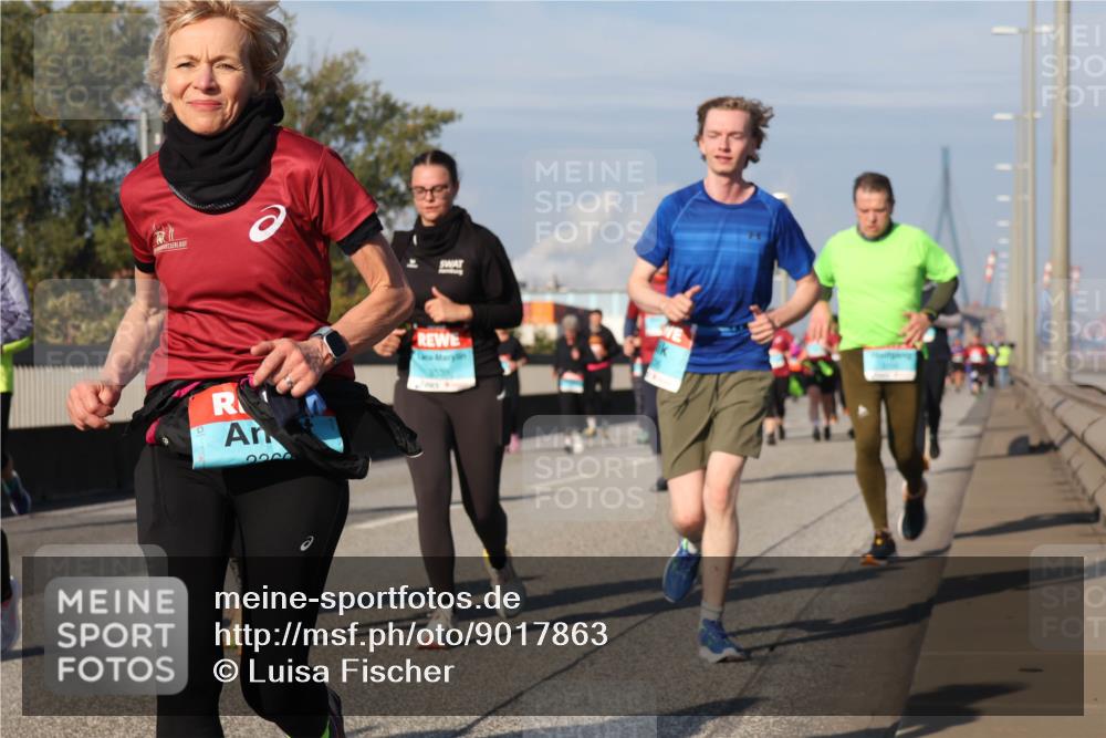 03.10.2025 - Köhlbrandbrückenlauf Luisa Fischer http://msf.ph/oto/9017863 03.10.2025 11:05:15 Position 3 2200 meine-sportfotos.de
