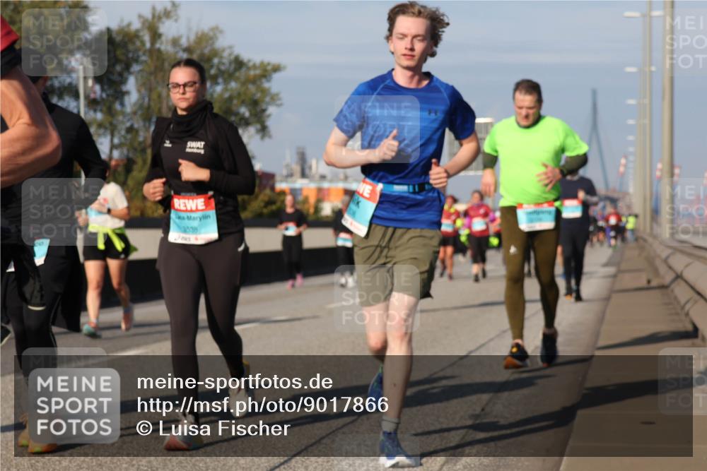03.10.2025 - Köhlbrandbrückenlauf Luisa Fischer http://msf.ph/oto/9017866 03.10.2025 11:05:15 Position 3 2538 meine-sportfotos.de