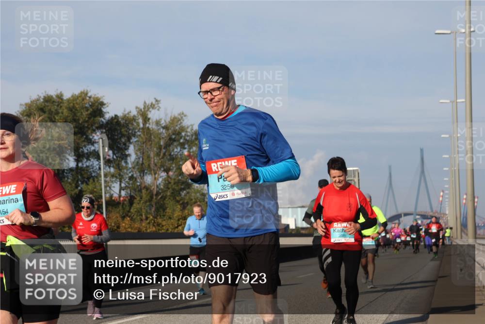 03.10.2025 - Köhlbrandbrückenlauf Luisa Fischer http://msf.ph/oto/9017923 03.10.2025 11:05:26 Position 3 154, 3259, 3029 meine-sportfotos.de
