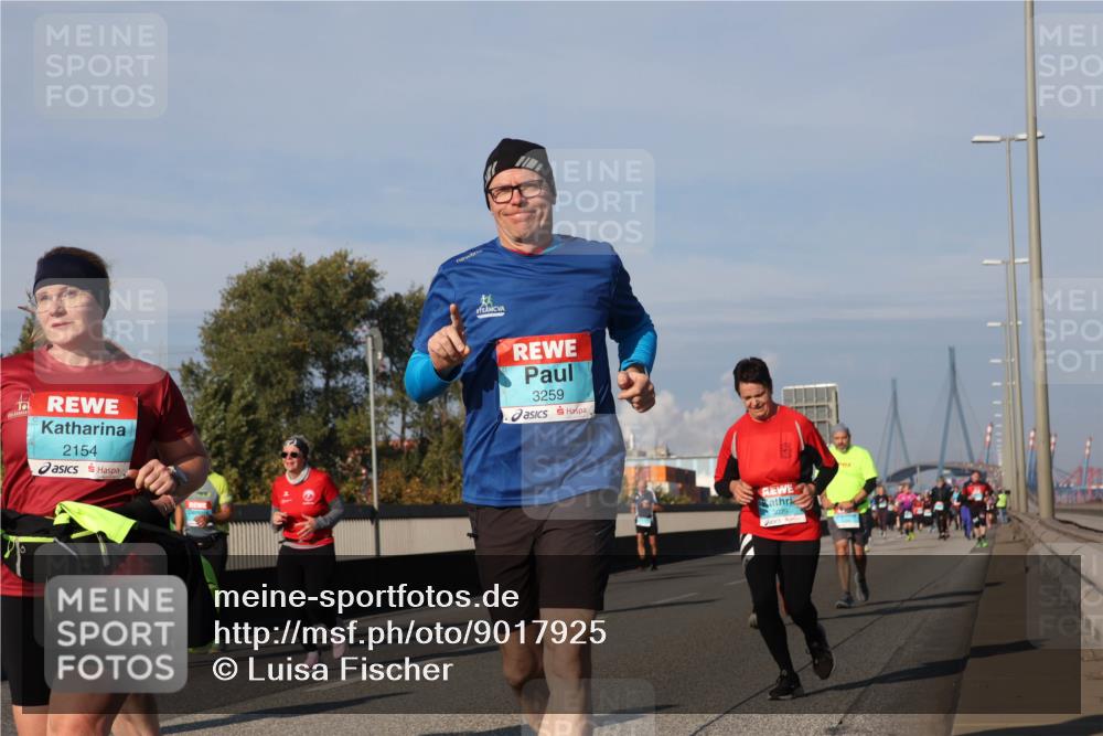 03.10.2025 - Köhlbrandbrückenlauf Luisa Fischer http://msf.ph/oto/9017925 03.10.2025 11:05:26 Position 3 2154, 3259, 3029 meine-sportfotos.de