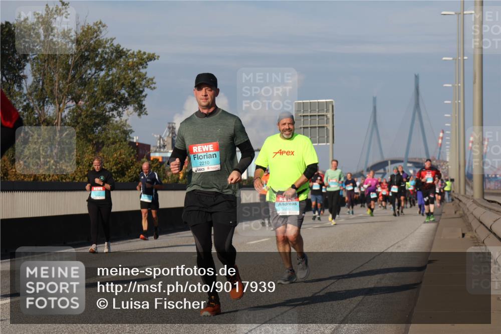 03.10.2025 - Köhlbrandbrückenlauf Luisa Fischer http://msf.ph/oto/9017939 03.10.2025 11:05:29 Position 3 2210, 2740 meine-sportfotos.de