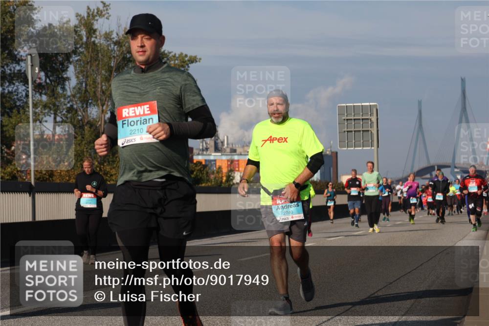 03.10.2025 - Köhlbrandbrückenlauf Luisa Fischer http://msf.ph/oto/9017949 03.10.2025 11:05:30 Position 3 3759, 2210, 2740 meine-sportfotos.de